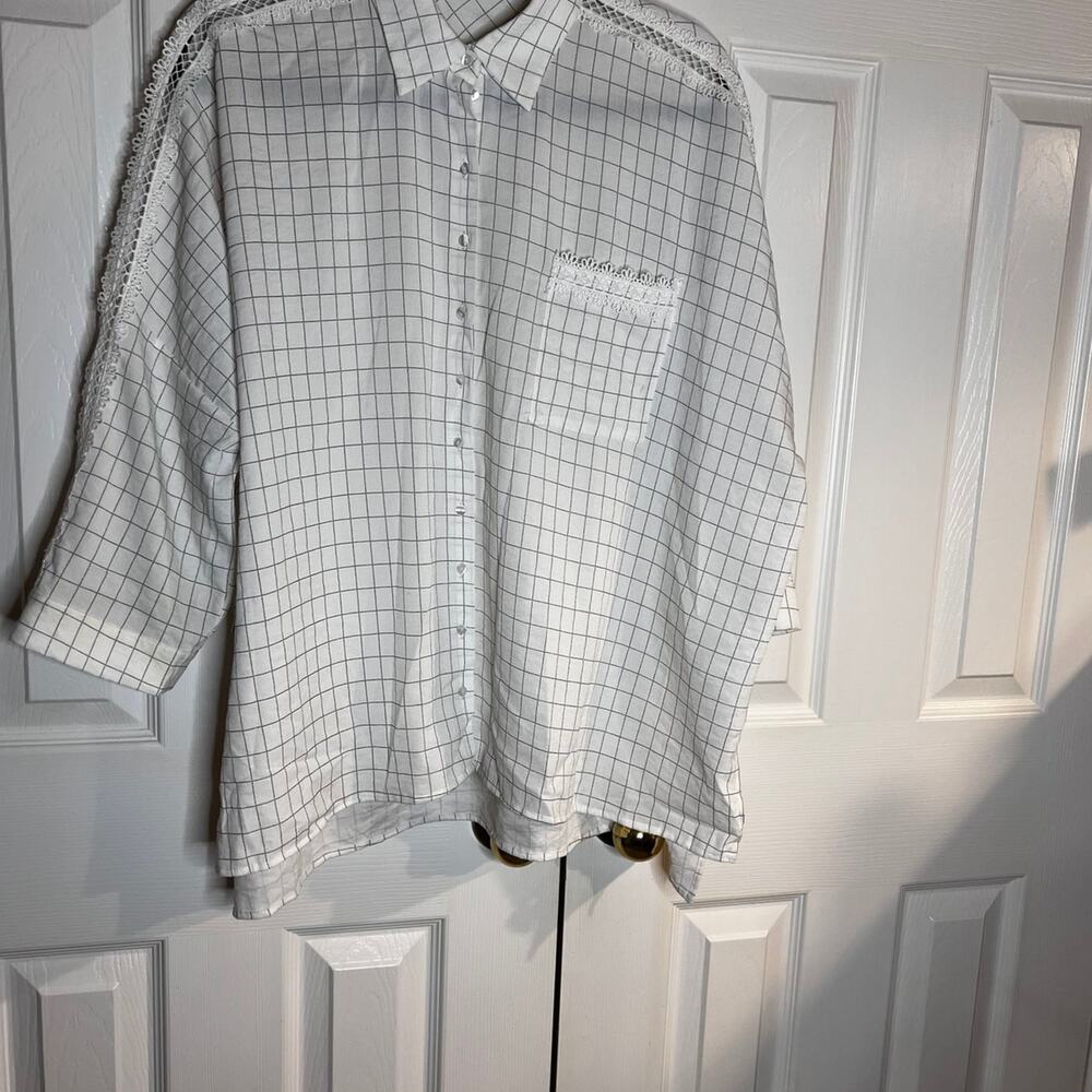Anne Fontaine White Windowpane Lace Trim Button Front Blouse Size 42